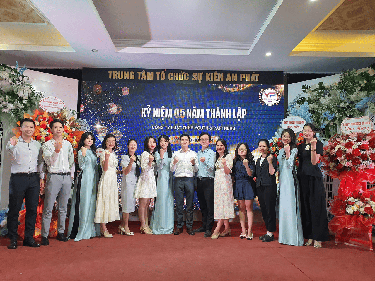 Đội ngũ chuyên viên, Luật sư chuyên nghiệp của Văn phòng Luật sư Vĩnh Phúc Đội ngũ chuyên viên, Luật sư chuyên nghiệp của Văn phòng Luật sư Vĩnh Phúc