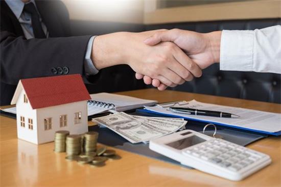 DOANH NGHIỆP CÓ VỐN ĐẦU TƯ NƯỚC NGOÀI ĐƯỢC CHUYỂN NHƯỢNG QUYỀN SỬ DỤNG ĐẤT KHÔNG?