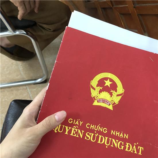 Sang tên sổ đỏ từ hộ gia đình sang cá nhân: Hướng dẫn thủ tục và quy định mới nhất 2024 tại Vĩnh Phúc